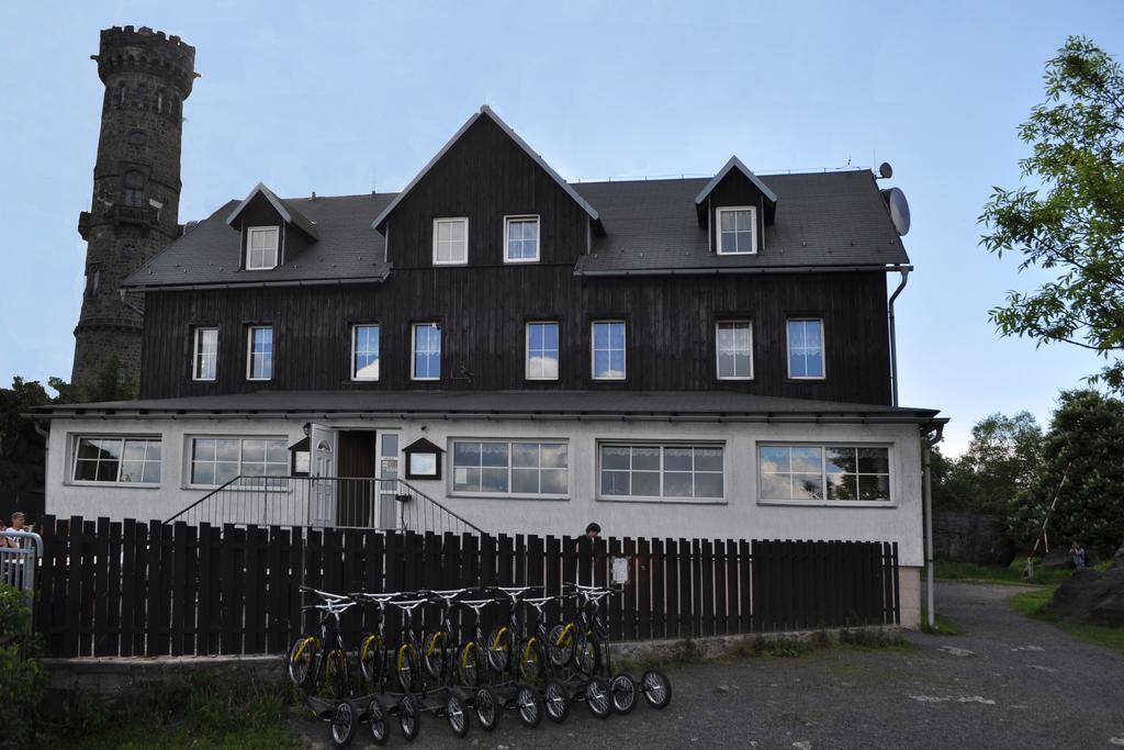 Hotel Sneznik Exterior foto