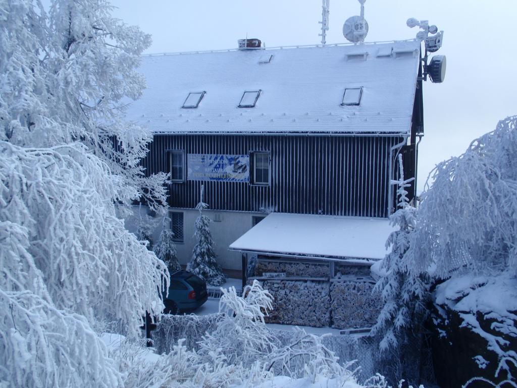 Hotel Sneznik Exterior foto